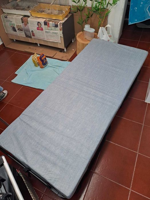 Cama arrumação fácil / para visitas 1,90m.x35cm altura montada