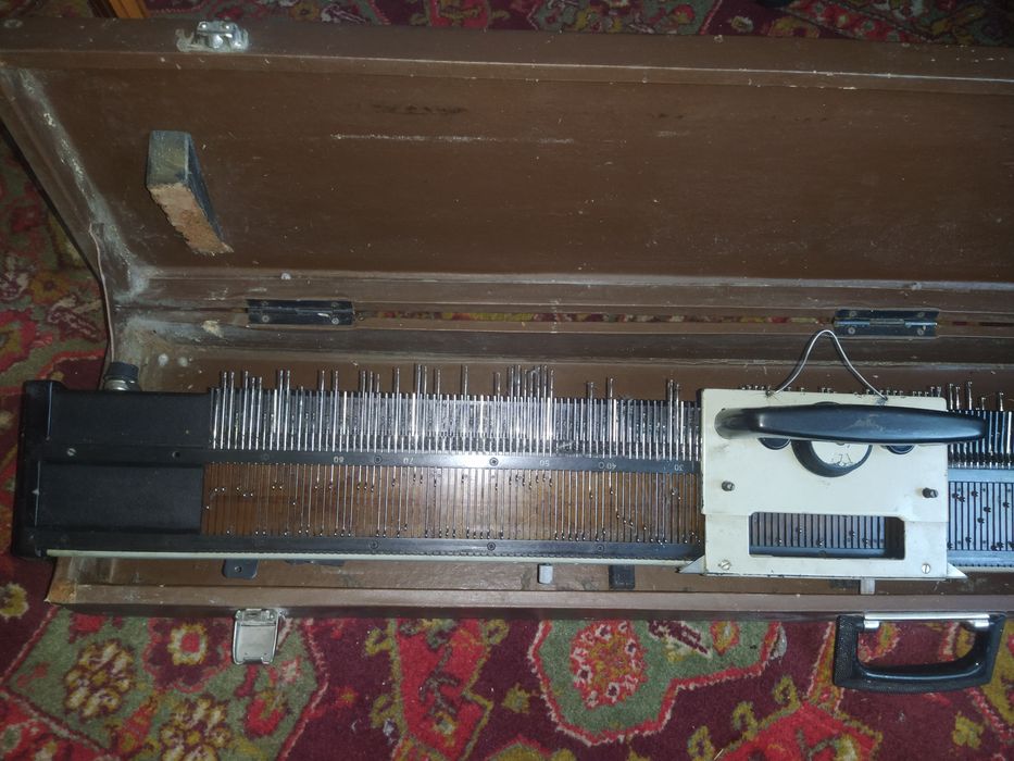 Вязальная машина Нева 3-