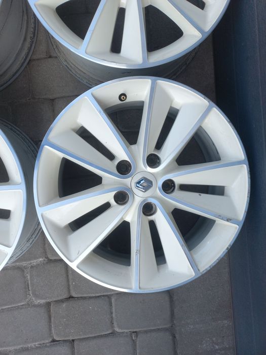 Oryginalne alufelgi 17" 5x114,3 Renault