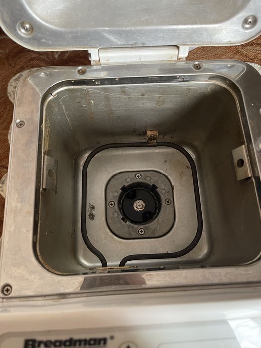 Хлібопічка з США