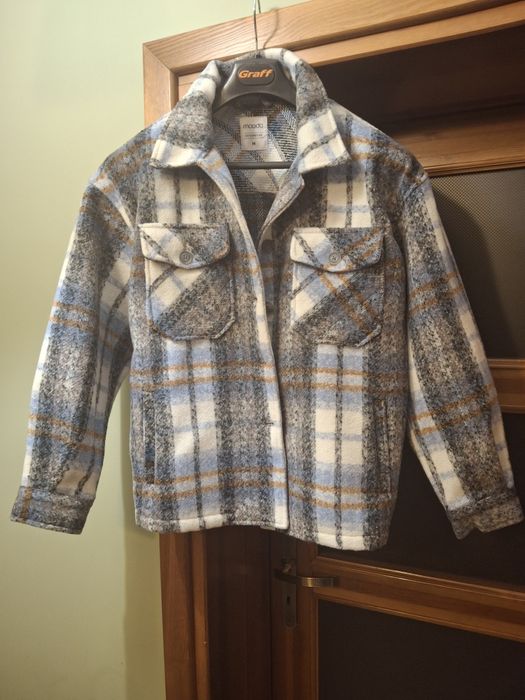 Kurtka koszulowa w kratkę rozmiar M.