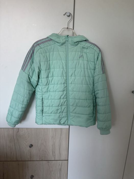 Mietowa kurtka adidas