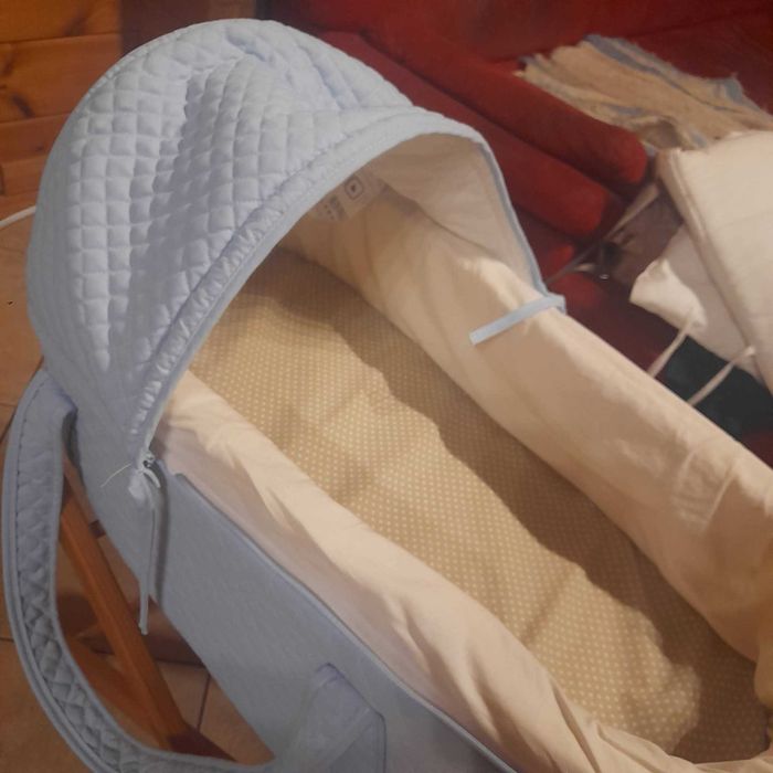 Alcofa de bebe com carrinho suporte