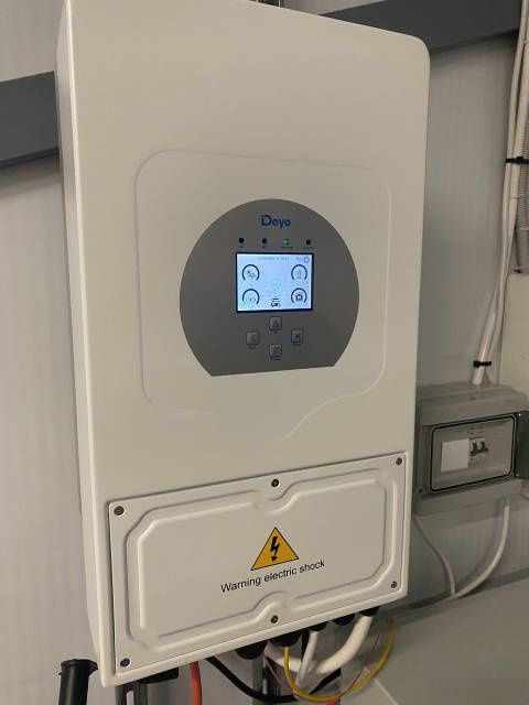 В наявності гібридний инвертор DEYE SUN-6K-SG05LP1-EU-AM2-P 6 кВт, 48