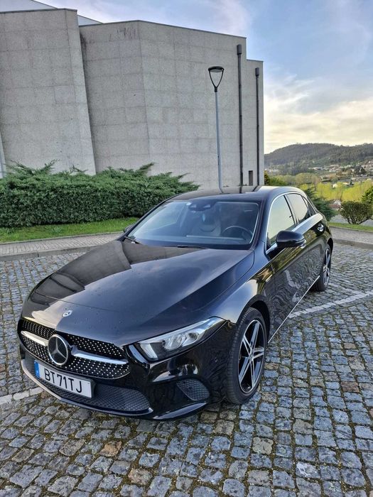 Mercedes Benz a250e 8G-DCT