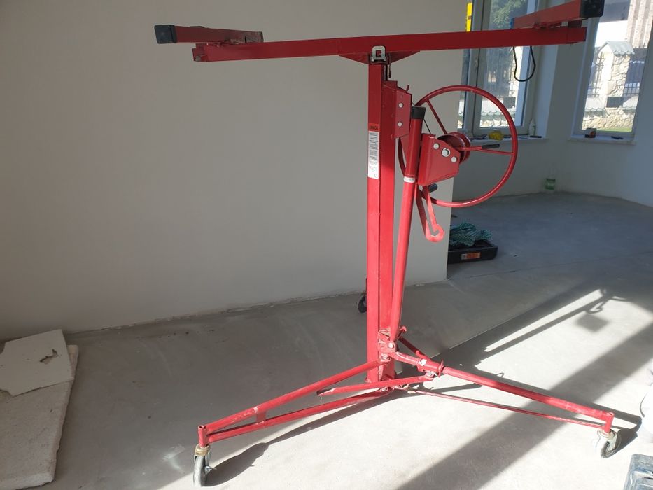 Podnośnik do płyt gipsowych