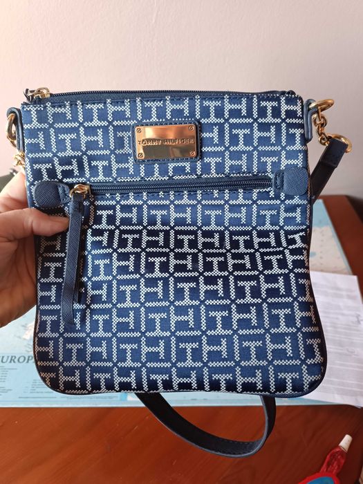 Tommy Hilfiger torebka listonoszka