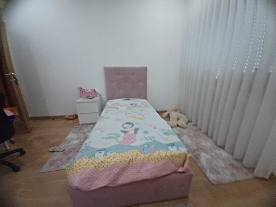 Cama de solteiro ( colchão)
