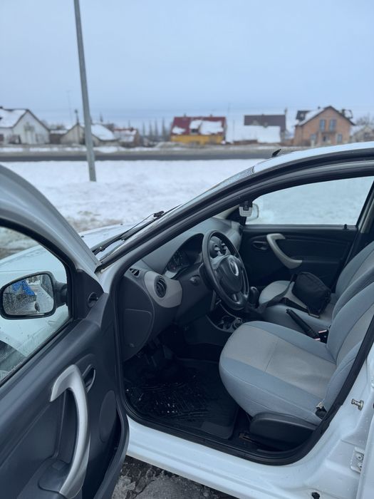 Dacia Sandero 2010 рік 1.5 дизель