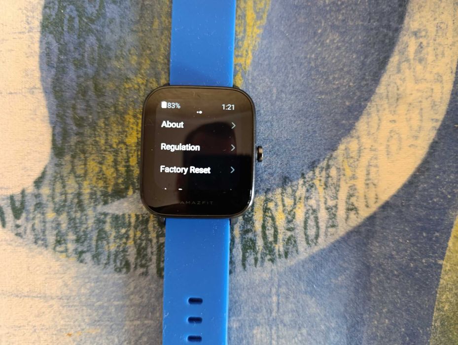 Смарт-годинник Amazfit Bip U, стан 9 з 10, все працює ідеально