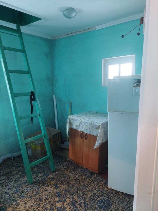 Продаж будинку від вланиска