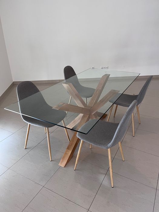 Mesa de Vidro JYSK (90x190)