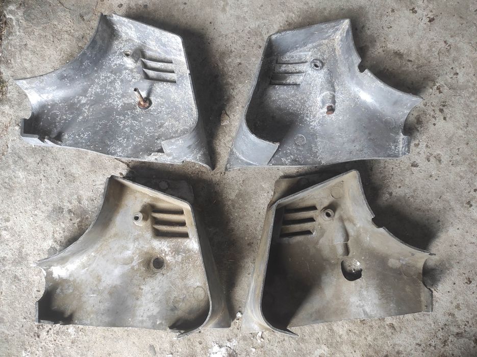 Osłony boczne pokrywy gaźnik Iż 56 Planeta