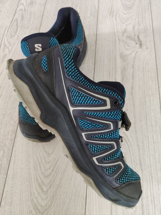 Salomon Gore-Tex 42 2/3