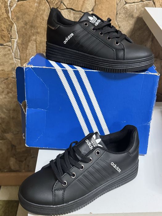 Sapatilhas Adidas  36 ao 41 ( varios modelos)