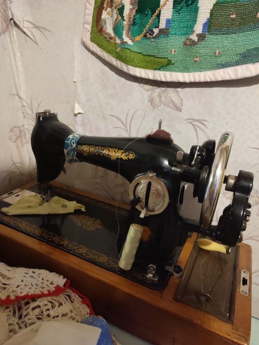 Щвейна машина, ручна