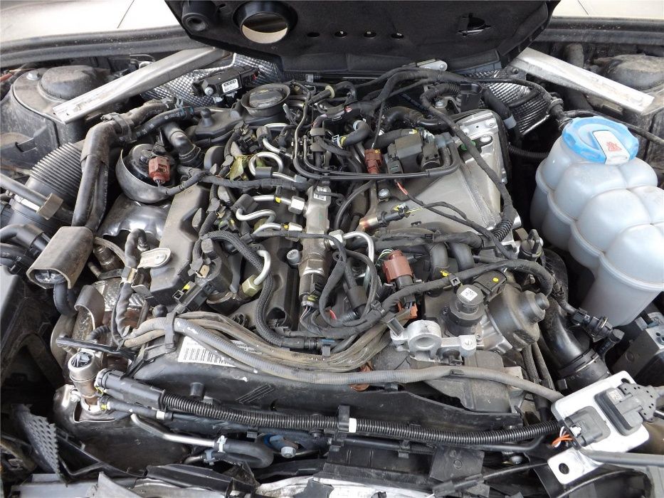 Motor Audi A4 2.0 TDI 2015 de 190cv, ref DETA