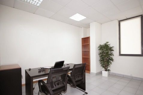 Trespasse de Centro de Empresas no Porto.