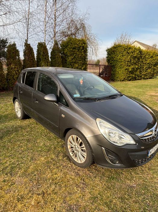 Opel Corsa S-D-PR11 edycja specjana rok prod.2012