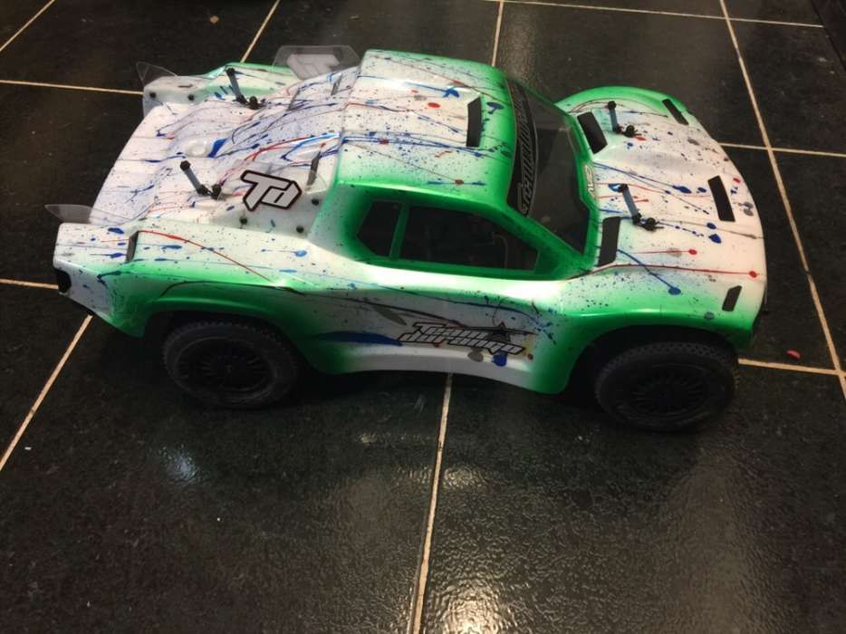 Short course 2wd team durango