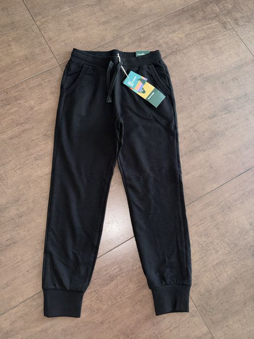 R 140 spodnie dresowe Coccodrillo