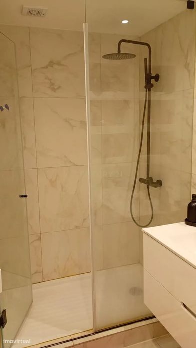 T2 - Oportunidade em Beja: Apartamento Totalmente Remodelado no 6º And