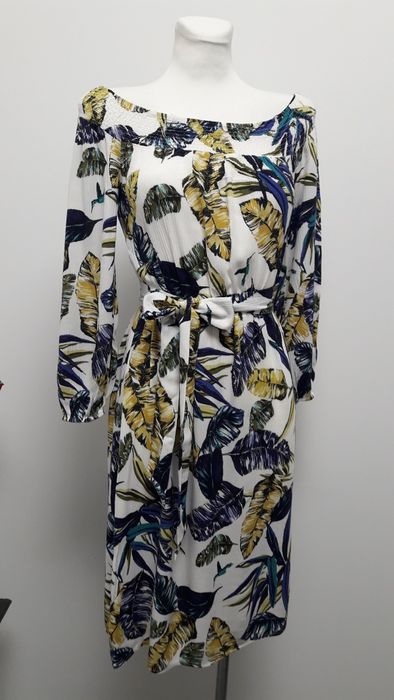 Sukienka hiszpanka biała liście 36 S  długi rękaw