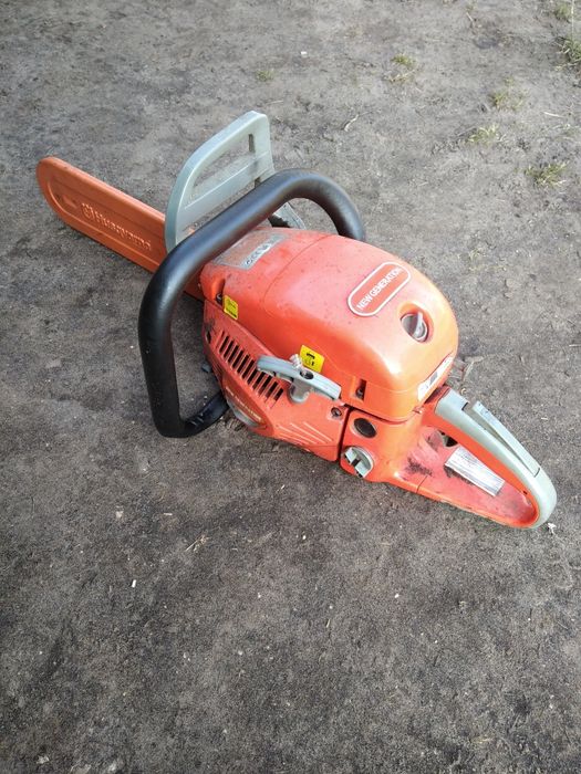 Продам бензопилу