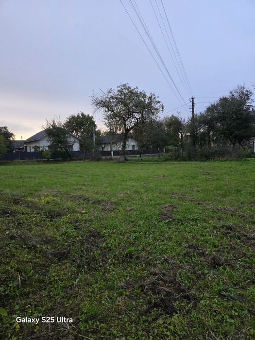 Продам будинок в передмісті 18 сот землі!