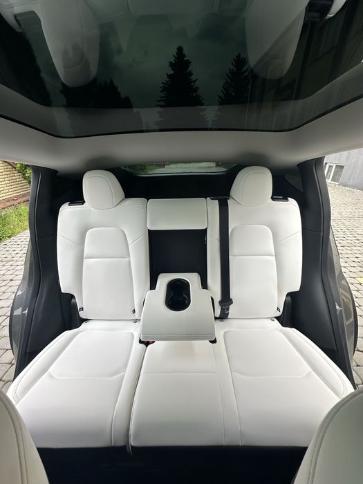 Tesla Model Y Long Range Dual Motor 2024 82.5 кіловат