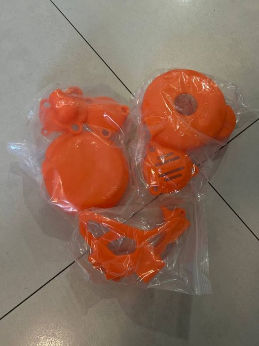 Захист двигуна та зірки на 174 двигун Kovi Geon