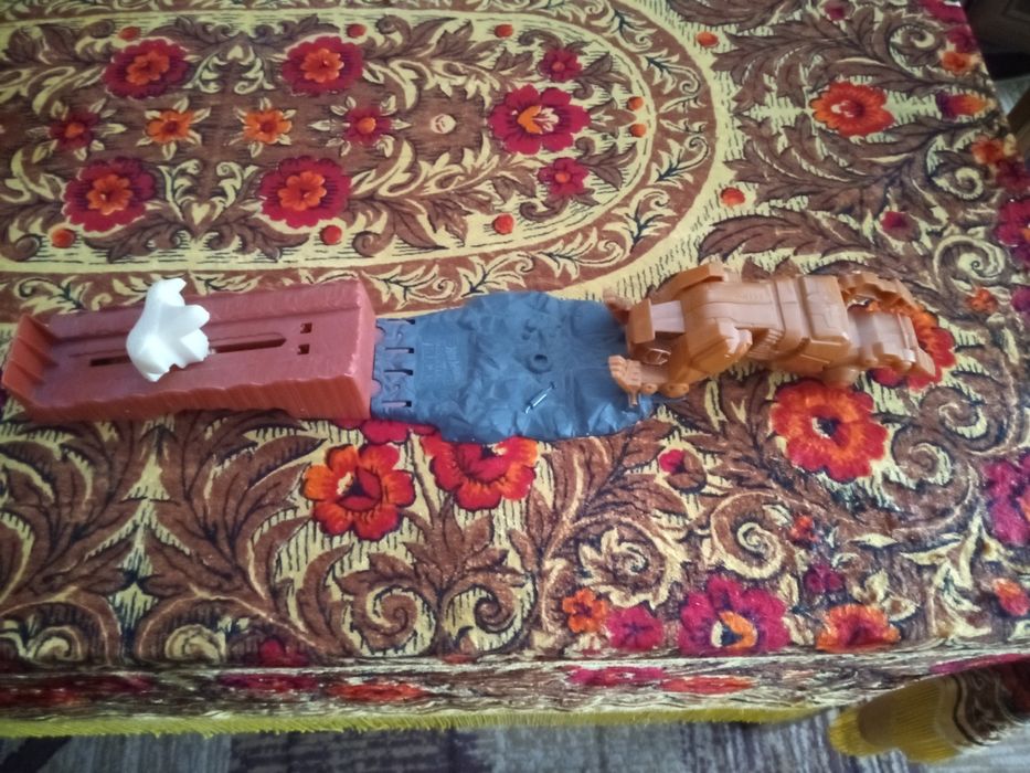 Дитячий простий ігровий трек без машинки "Шаблезубий тигр"