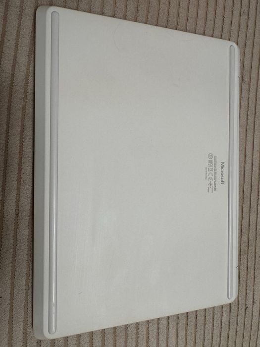 Microsoft Surface Go