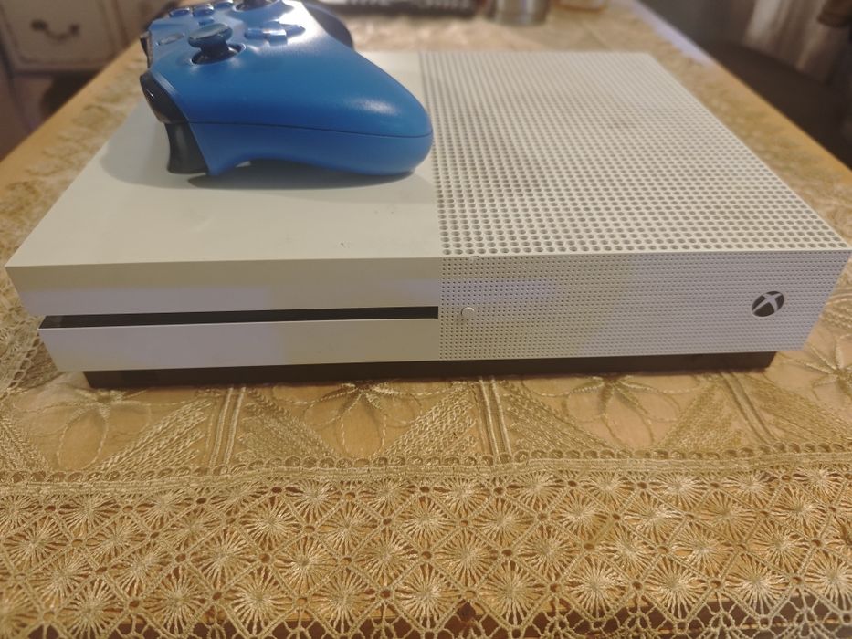 Konsola Xbox One S