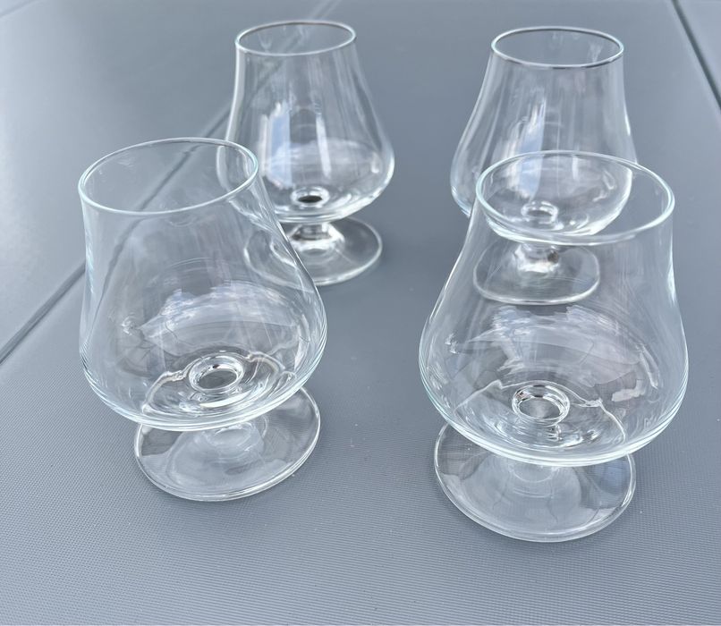 Kieliszki do koniaku lub brandy 4 sztuki