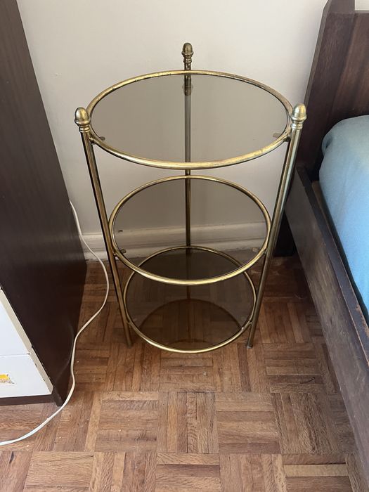 Mesa de apoio em Latão