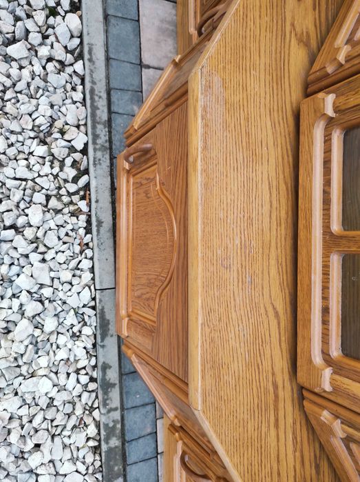 Meble do salonu. Komplet dębowych mebli