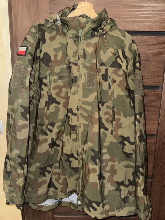 Wojskowy Goratex - ubranie przeciwdeszczowe