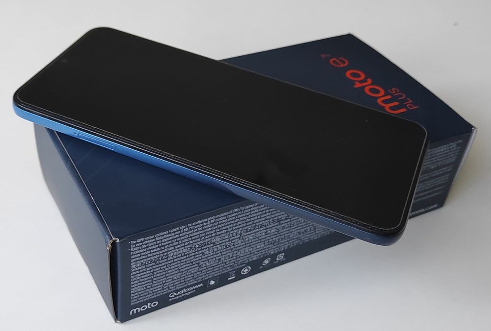 Smartfon Motorola e7 Plus 4/64