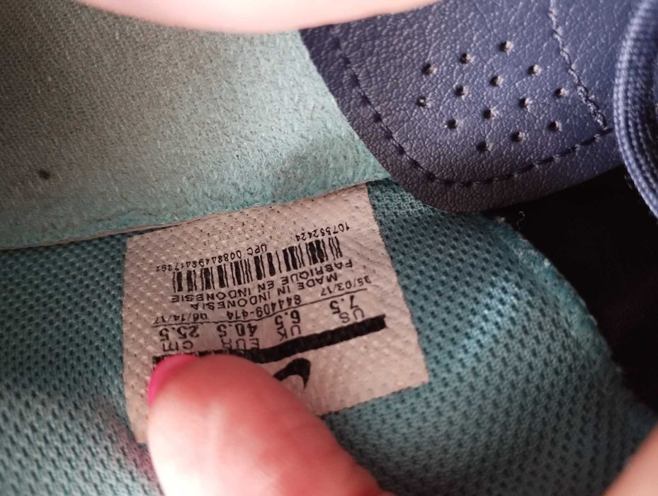 Halówki Nike 40.5