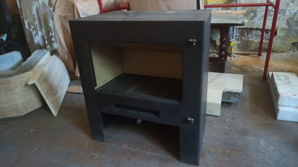 Kominek ,piec wolnostojący marki Panadero