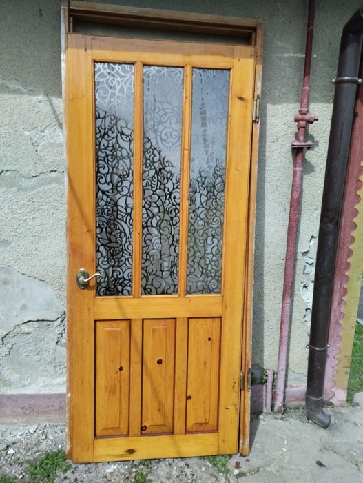 Міжкімнатні двері б/у (дерево)