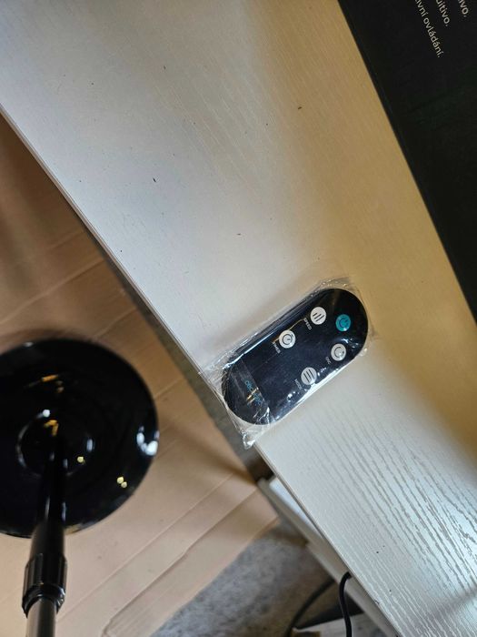 Wentylator podłogowy Cecotec czarny z pilotem