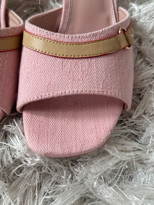 Sandałki sandały klapki na obcasie Louis Vuitton 6AM Mule kitten heels LV