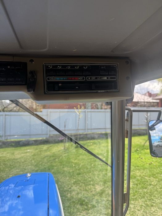 Ісекі Iseki трактор Японія