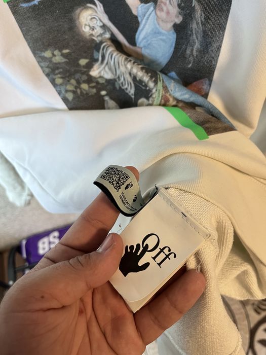 Свитшот off white