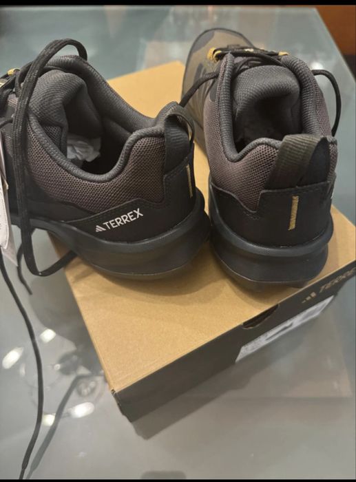 Sapatilha Terrex Skychaser AX