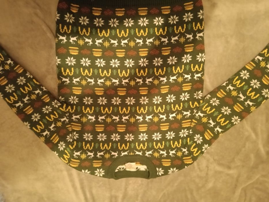 Camisola de natal MCDONALD'S -tamanho L- edição limitada 2024