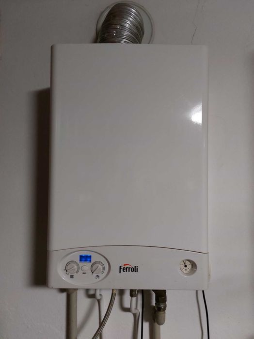 Продається котел Ferroli
