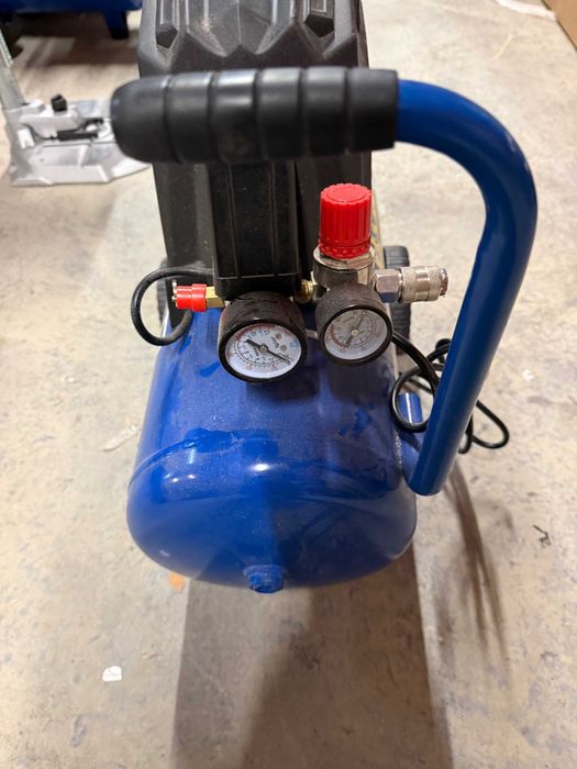 Kompresor bezolejowy Scheppach HC25o 24 l 8 bar X3